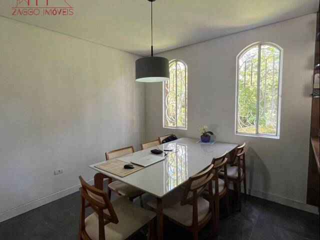Casa para Venda em Embu-Guaçu - 5