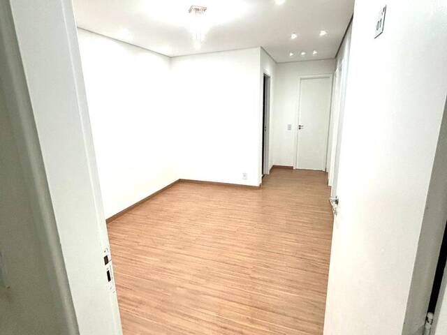 Apartamento para Venda em Taboão da Serra - 4